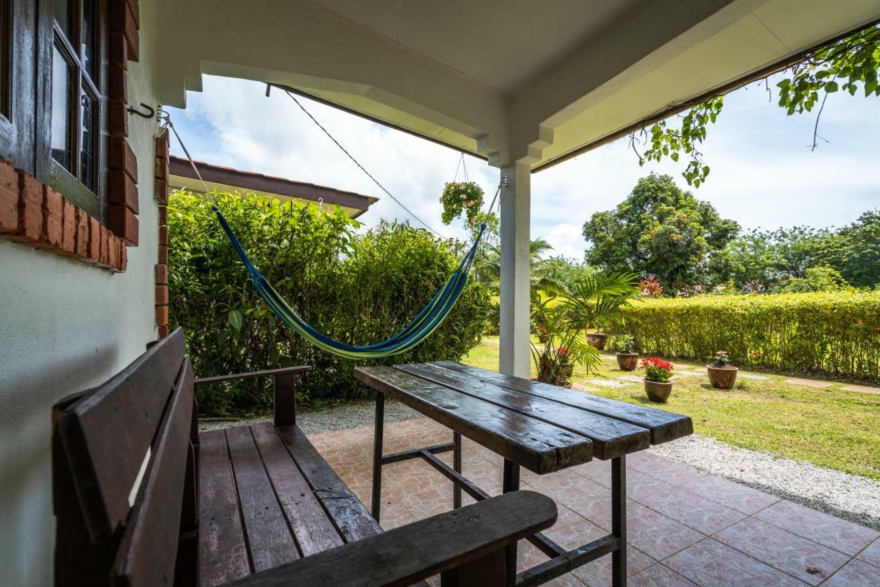 Lovely Garden Villas Pantai Cenang  Exterior foto
