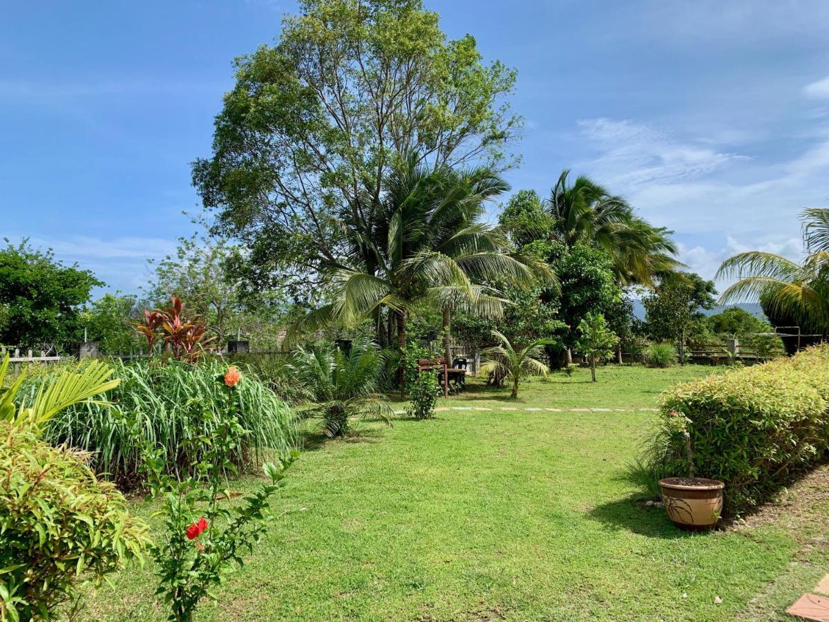 Lovely Garden Villas Pantai Cenang  Exterior foto
